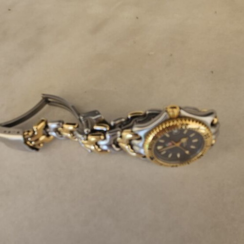 TAG Heuer women's wristwatch used, gray and gold