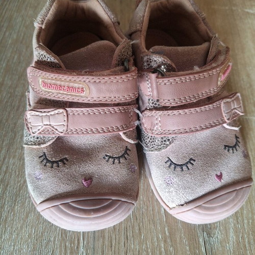 Biomechanics closed shoe like new, size 21