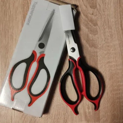 Tupperware Kitchen Scissors new, stainless steel blades