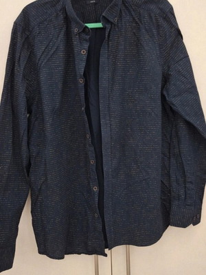 Men's shirt XL like new, beige and blue