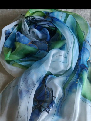 Silk handmade scarf new from Artisan Alley Malta