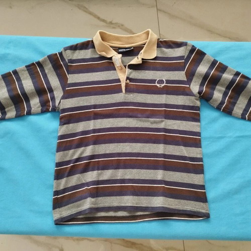 Set of 2 children's shirts 140cm Ferrari and Lapin House like new