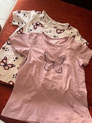 Children's t-shirt set new for ages 4-6
