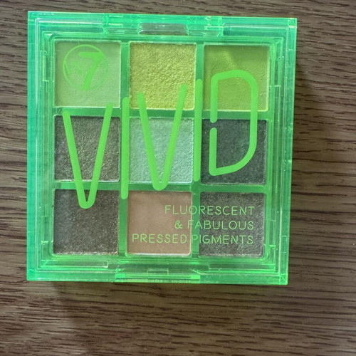 W7 eyeshadow palette new