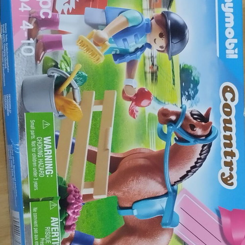 Playmobil Caring for the Horse like new, 28 pieces