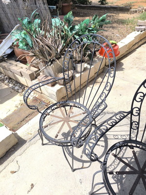 Fer Forje chairs set of 4 used