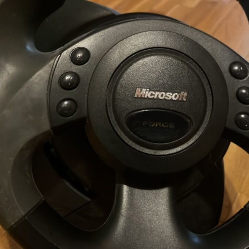 Microsoft Force steering wheel like new with pedals