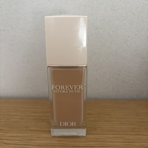 Dior Forever Hydra Nude foundation shade 2.5 N