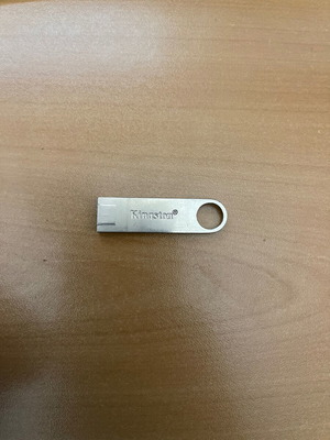 Kingston DataTraveler SE9 G2 64GB USB 3.0 like new, metal