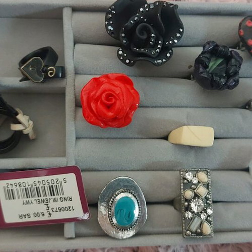 Rings like new, various designs 2-5 euros