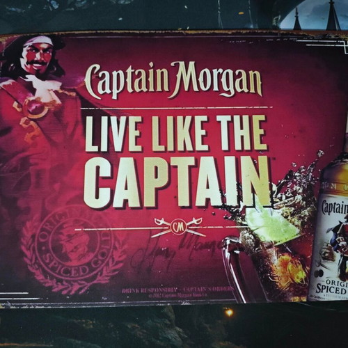 Captain Morgan metal sign “Live Like The Captain” like new