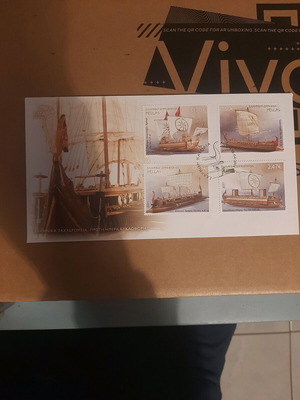 Collectible stamps new, complete collection on envelope