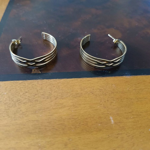 Earrings hoop style with black detail new
