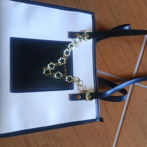 Women's shoulder bag new, black and white