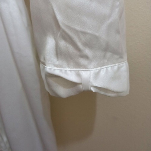 Miss Evelyn set robe and nightgown new, size M, white