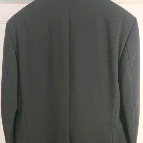 Berto Lucci men's black suit like new, size 48
