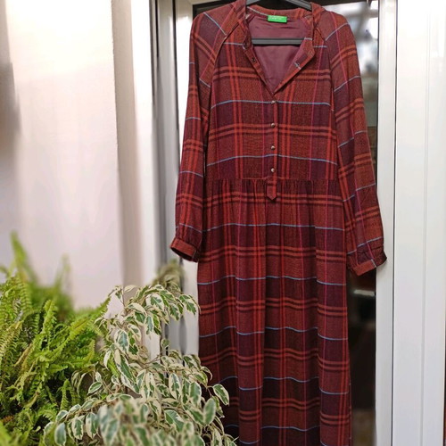Benetton long dress like new, multicolor check, size M