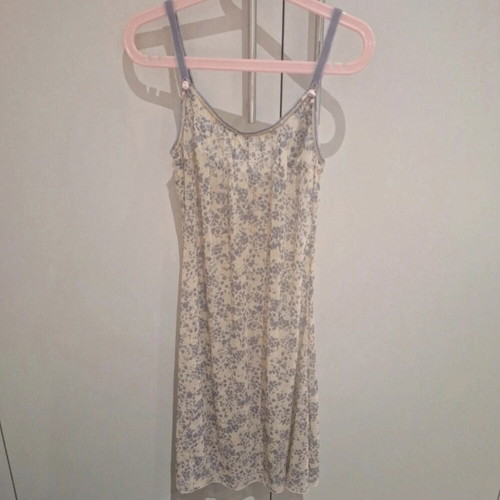 Negligee 2 pieces XS Undercolors of Benetton like new, multicolor