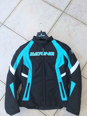 Bering women's jacket like new, size T0 (S-XS)