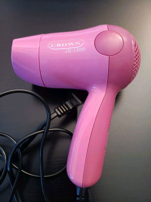 Travel hair dryer like new