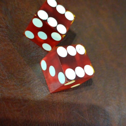 Vintage Jerry's Nugget Casino dice like new from the 50s