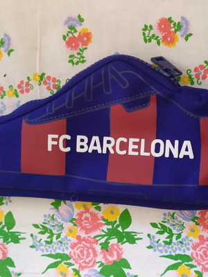 Barcelona pencil case like new, 24x11 cm