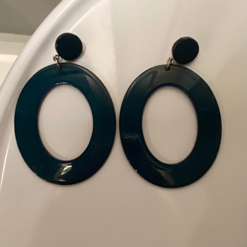 Italian earrings new, unworn