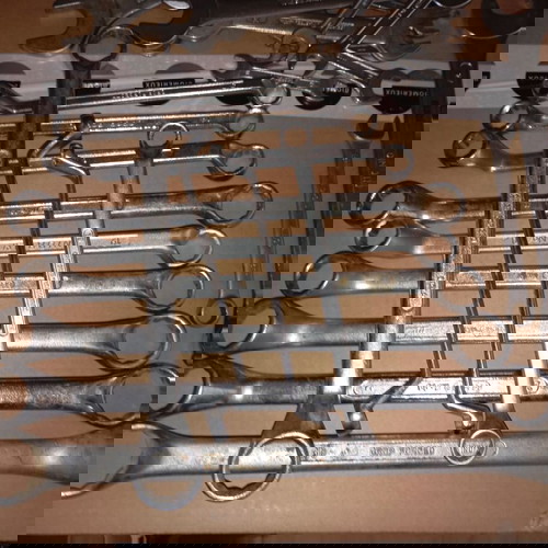 Γερμανικά κλειδιά πολύγωνα σαν καινούργια, πακέτο 70 κομματιών