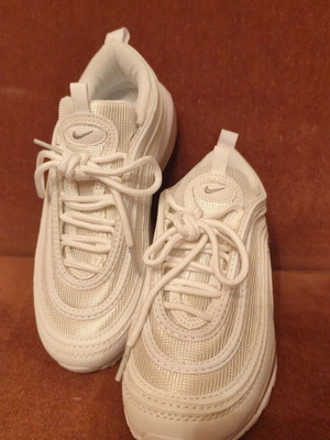 Nike Air Max 97 спортни обувки употребявани, номер 37.5, бели