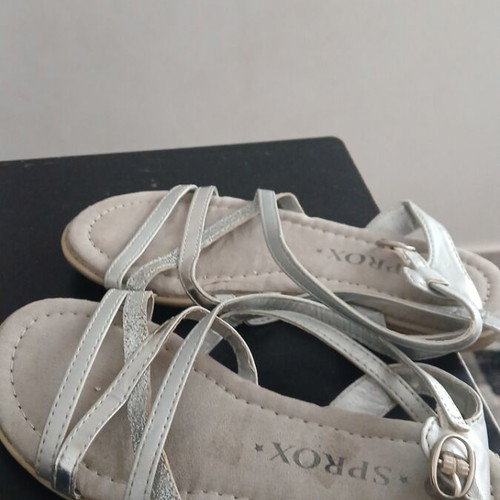 Children's silver sandals used size 31