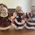 Set of 3 small porcelain dolls