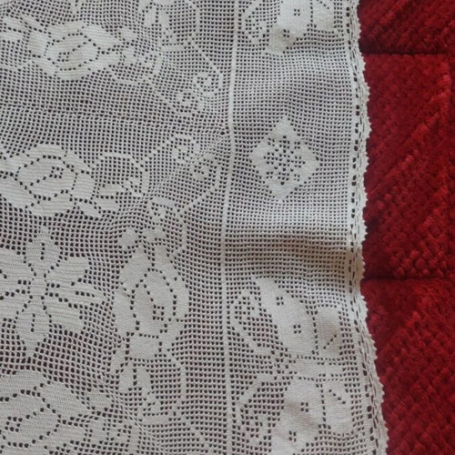 Handmade crochet tablecloth like new 170x170 cm