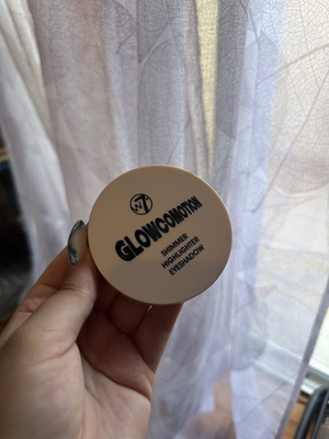 W7 Glowcomotion shimmer highlighter eyeshadow μεταχειρισμένο