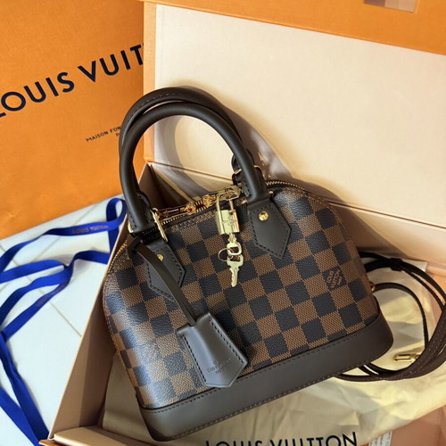 Louis Vuitton Alma BB shoulder bag new, brown