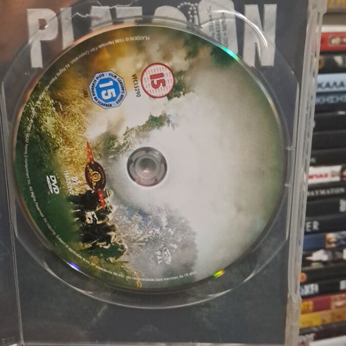 Platoon DVD used, Oliver Stone anti-war masterpiece with subtitles