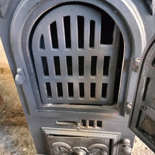 Cast iron stove used 30x30 height 80cm