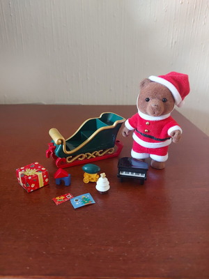 Sylvanian Families Christmas miniature set