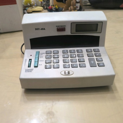 Money detector used, 20 years old banknote tester