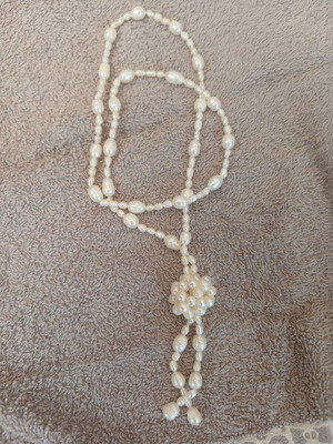 Handmade freshwater pearl necklace