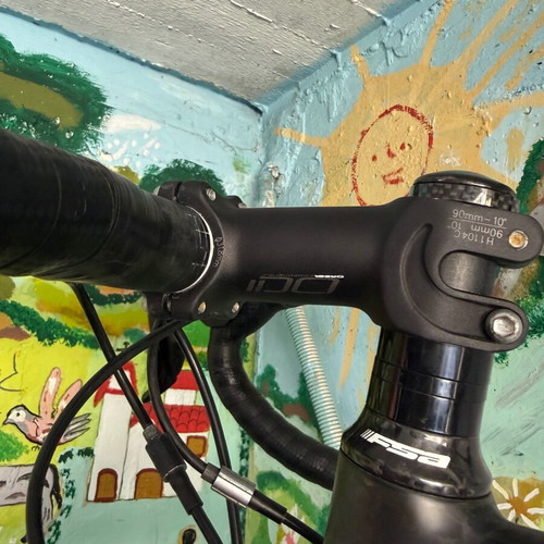 Orbea Orca SLT full carbon road bike like new, black