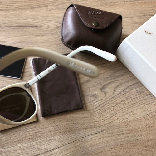 Persol Steve McQueen 24H Le Mans Centenary sunglasses like new, white and brown