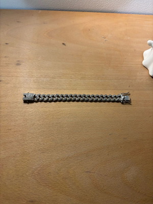 Bracelet with rhinestones like new, silver