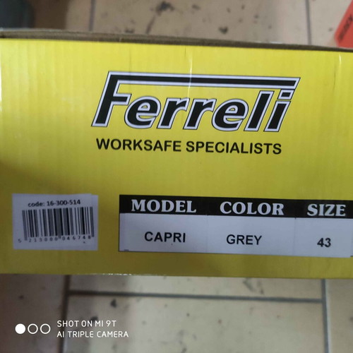 Ferreli Capri S0 Work Shoe Athletic Style New Gray and Green