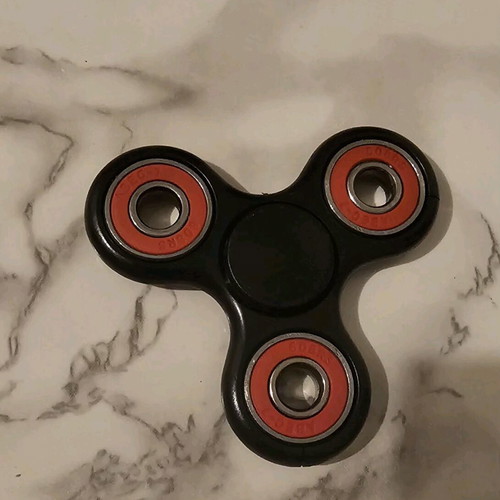 Fidget spinner used, set of 2 with damage