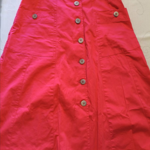 Red skirt with buttons and belt used, summer style, size L