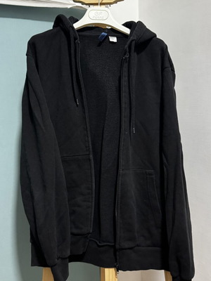 H&M Divided Cardigan Black used, very good condition