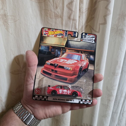 Hot Wheels Premium Alfa Romeo 155 V6 Ti Boulevard 55 new
