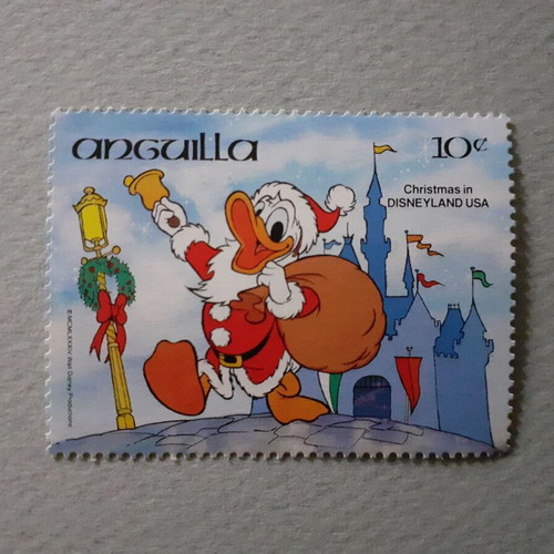 Disney Celebrates with Christmas Around the World Stamp Set 6 Mint