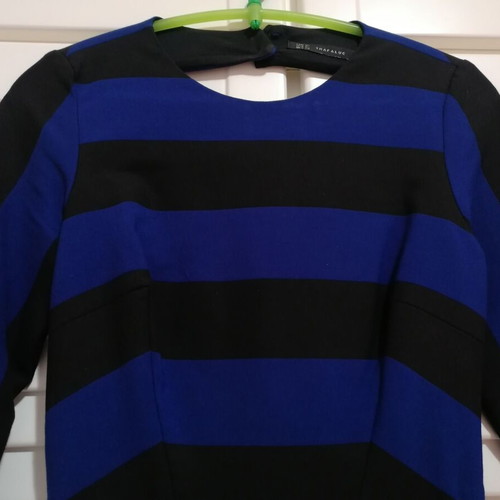 Two-tone dress like new, size XS, black