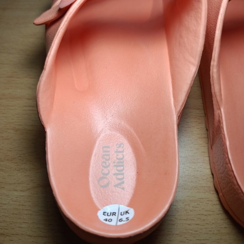 Ocean Addicts women's slippers, coral, adjustable straps
